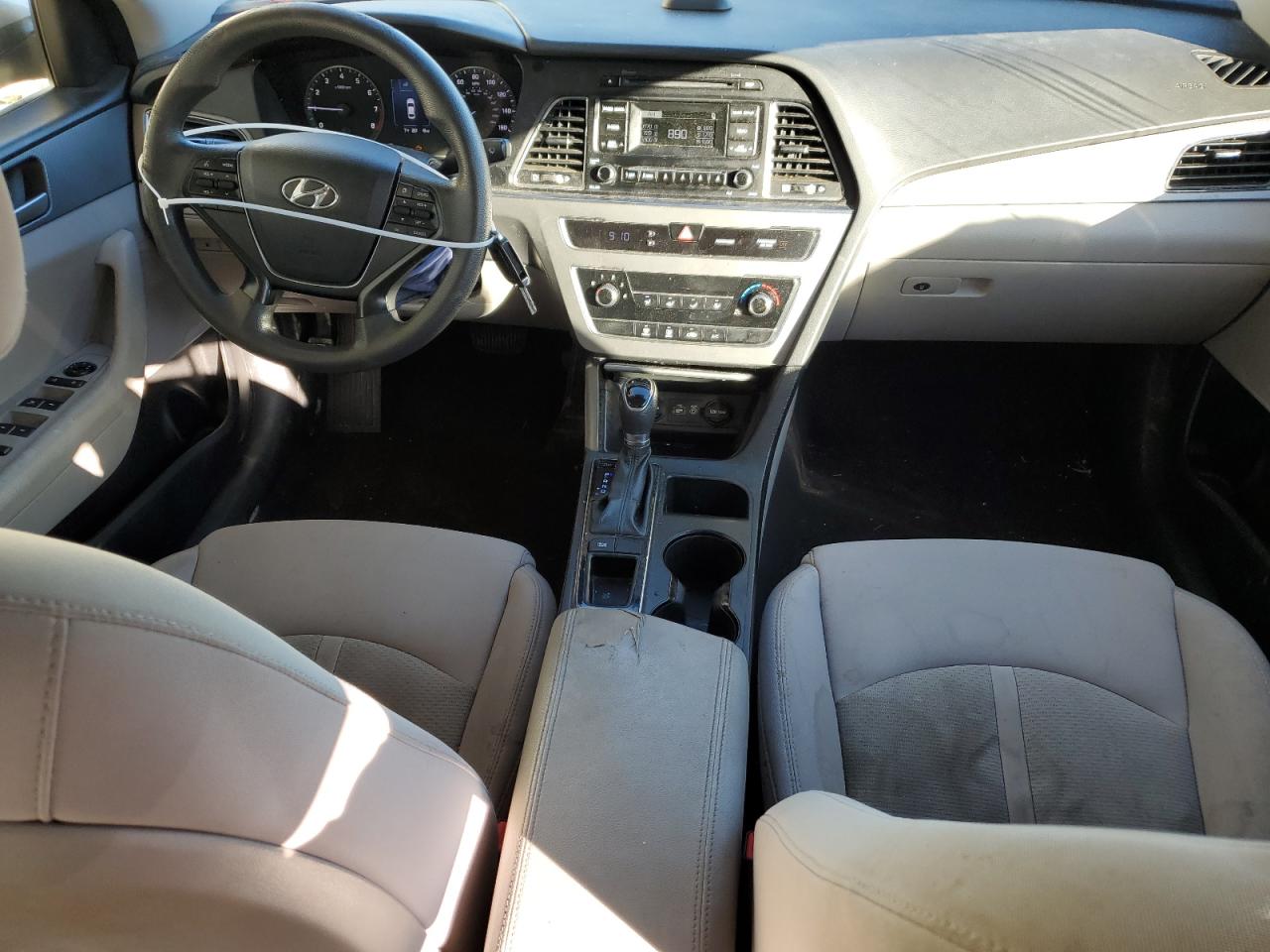 2017 Hyundai Sonata VIN 5NPE24AF8HH560969 Copart auction photo, vandalism / rear end damage thumbnail 8