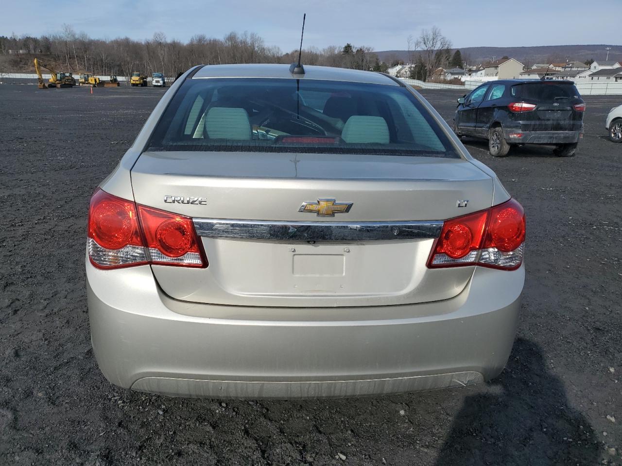 2016 Chevrolet Cruze VIN 1G1PE5SB4G7149050 Copart auction photo, front end / side damage thumbnail 6