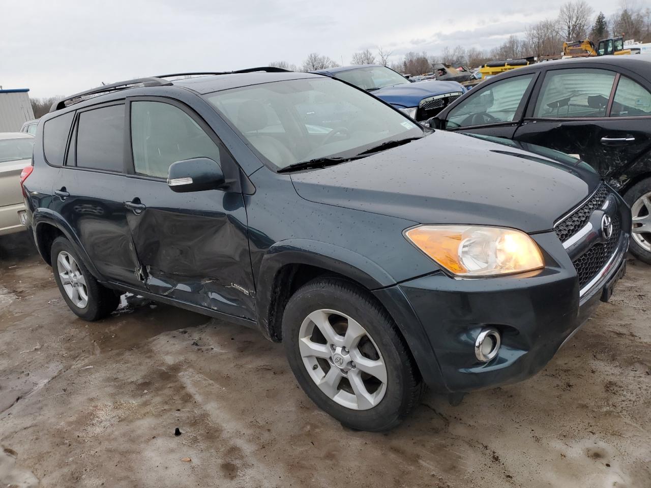 2012 Toyota RAV 4 VIN 2T3DF4DV7CW251501 Copart auction photo, side / minor dent/scratches damage thumbnail 4