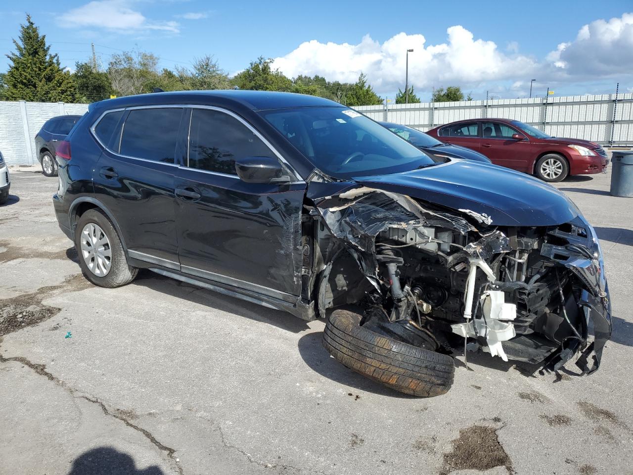 2018 Nissan Rogue VIN KNMAT2MVXJP589855 Copart auction photo, front end damage thumbnail 4