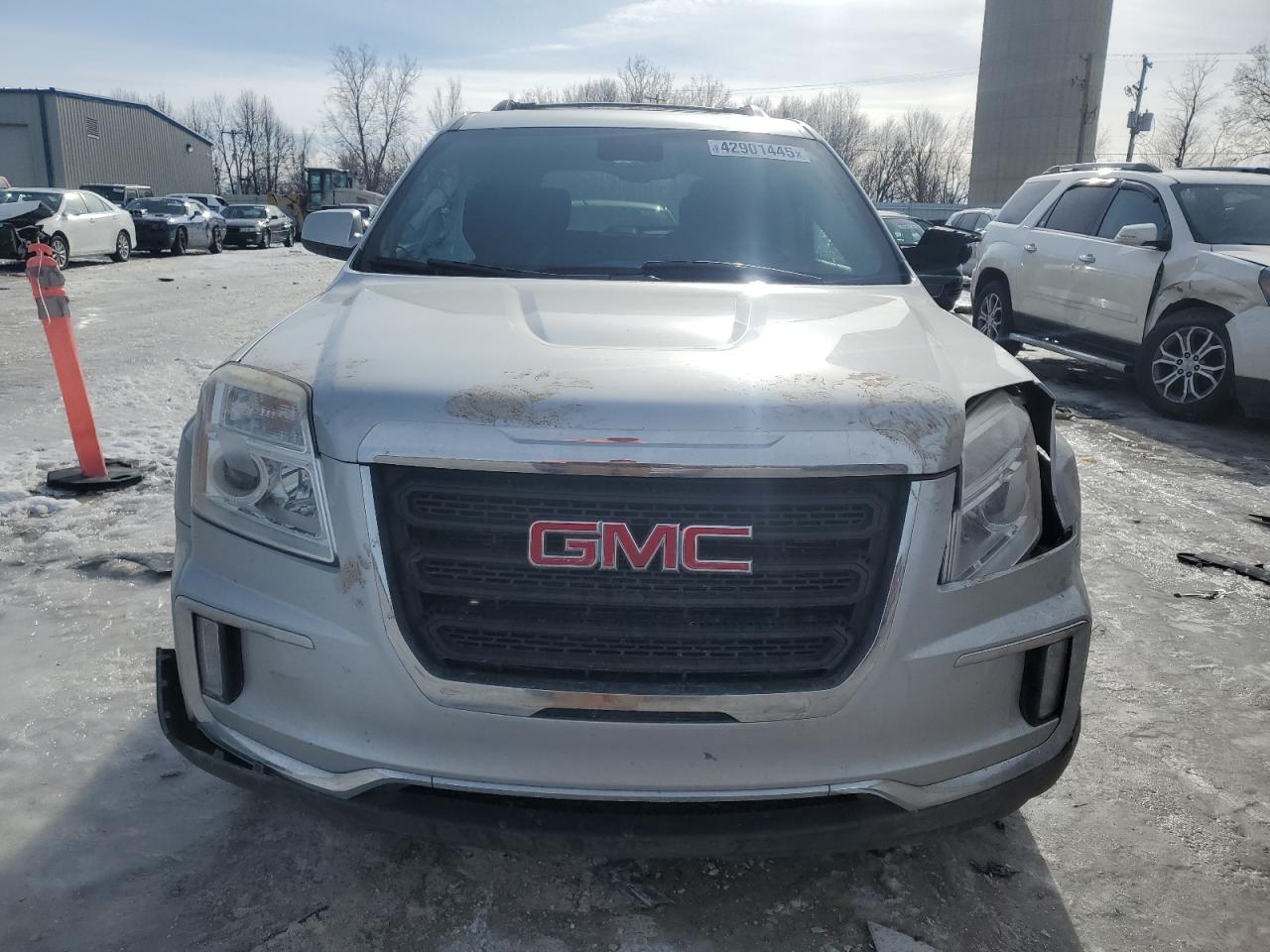 2017 GMC Terrain VIN 2GKFLTE38H6340302 Copart auction photo, side damage thumbnail 5