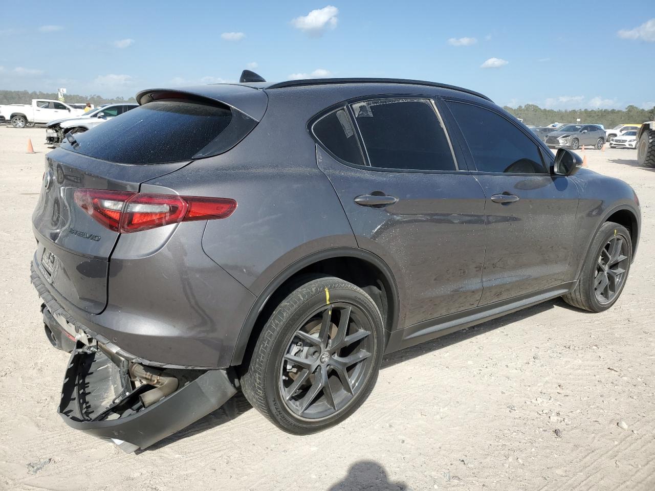2021 Alfa Romeo Stelvio VIN ZASPAJAN2M7D17147 Copart auction photo, rear end / undercarriage damage thumbnail 3