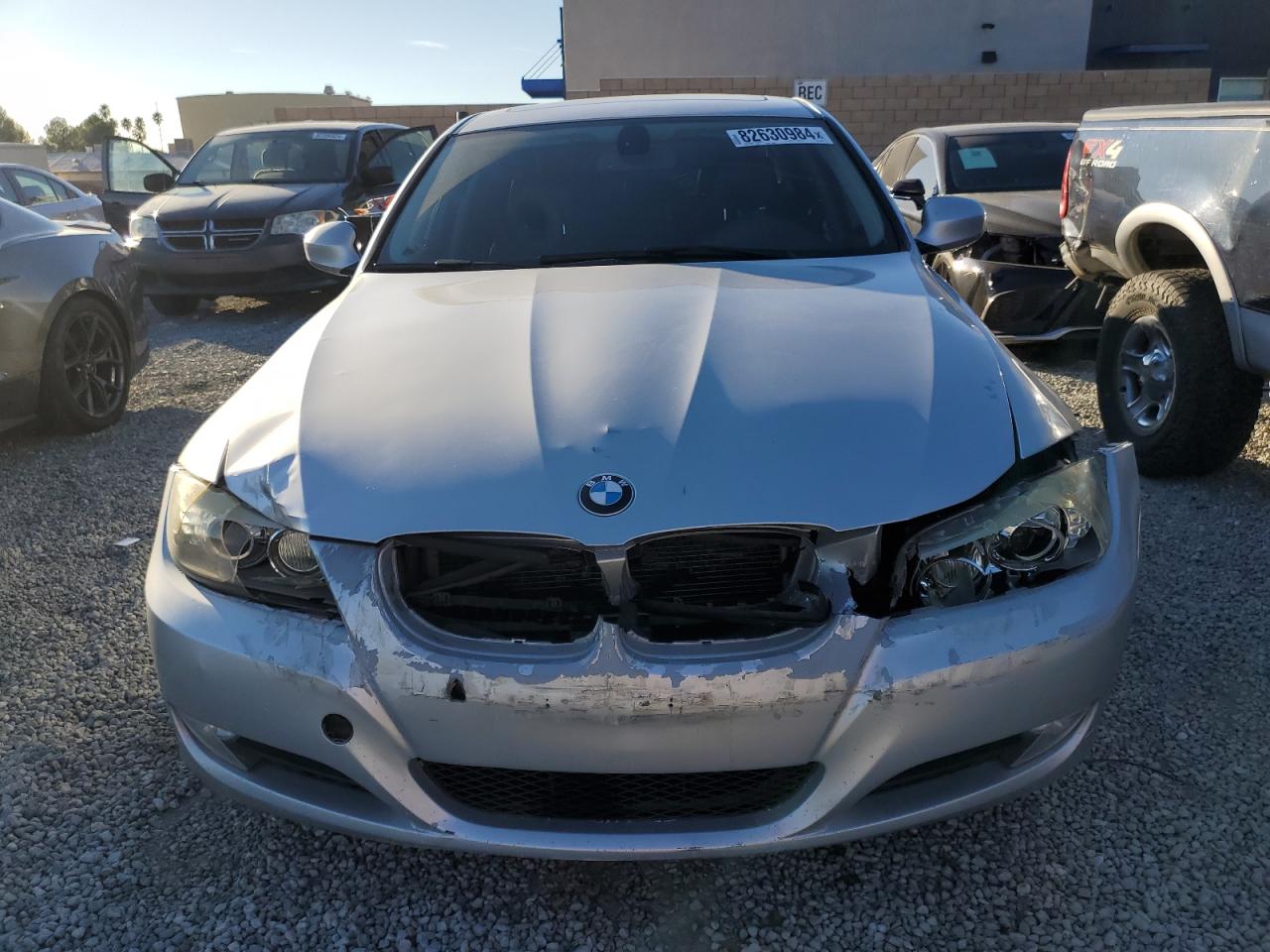 2011 BMW 3er VIN WBAPH7G54BNN06984 Copart auction photo, front end damage thumbnail 5