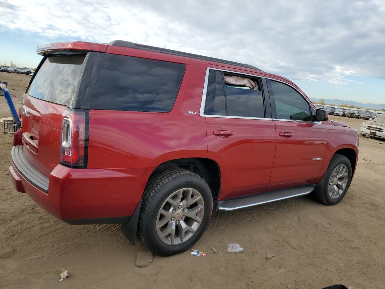 2015 GMC Yukon VIN 1GKS2BKC3FR672231 Copart auction photo, front end damage thumbnail 3