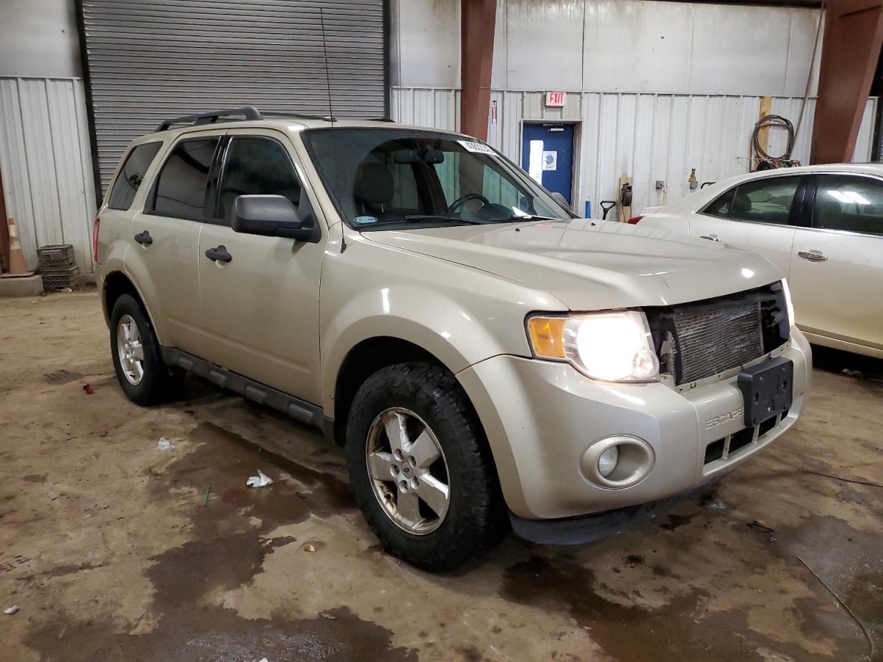 2012 Ford Escape VIN 1FMCU0DG6CKC71089 Copart auction photo, front end damage thumbnail 4