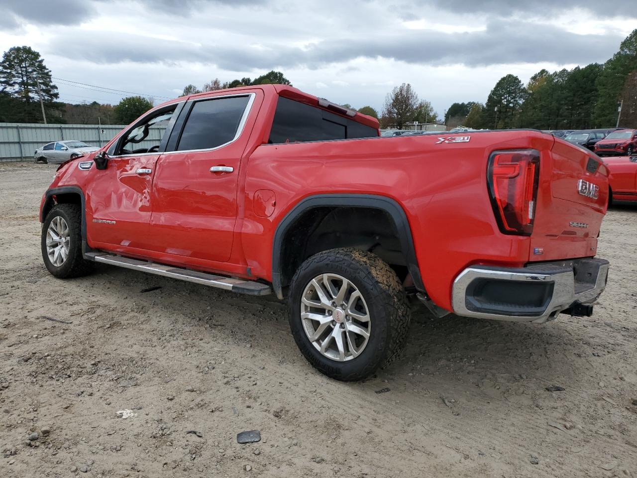 2021 GMC Sierra VIN 3GTU9DED8MG374240 Copart auction photo, rollover damage thumbnail 2