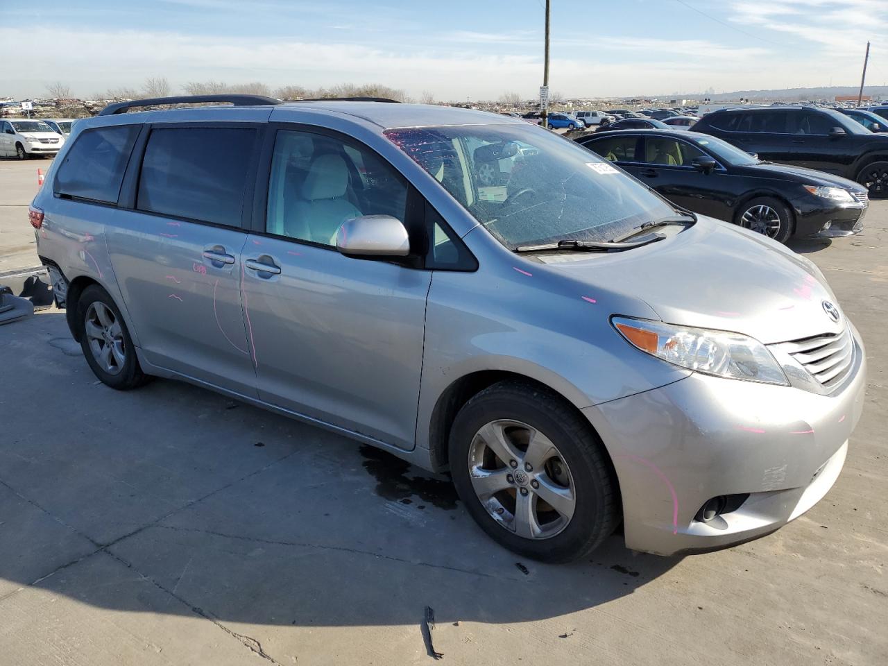 2016 Toyota Sienna VIN 5TDKK3DC4GS708140 Copart auction photo, rear end / side damage thumbnail 4
