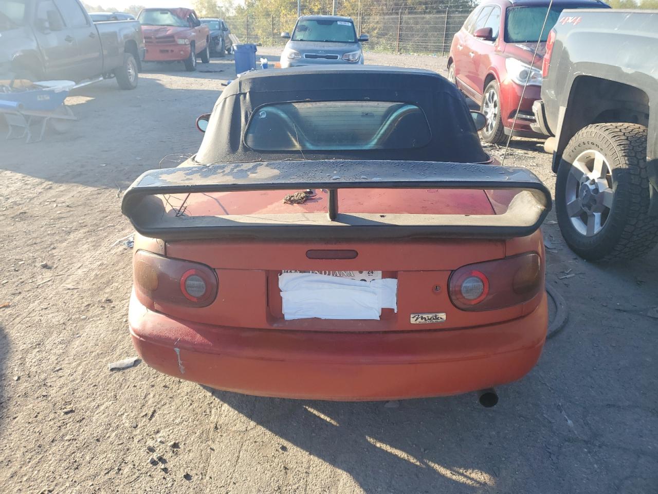 1993 Mazda MX-5 VIN JM1NA3516P1410716 Copart auction photo, front end / minor dent/scratches damage thumbnail 6