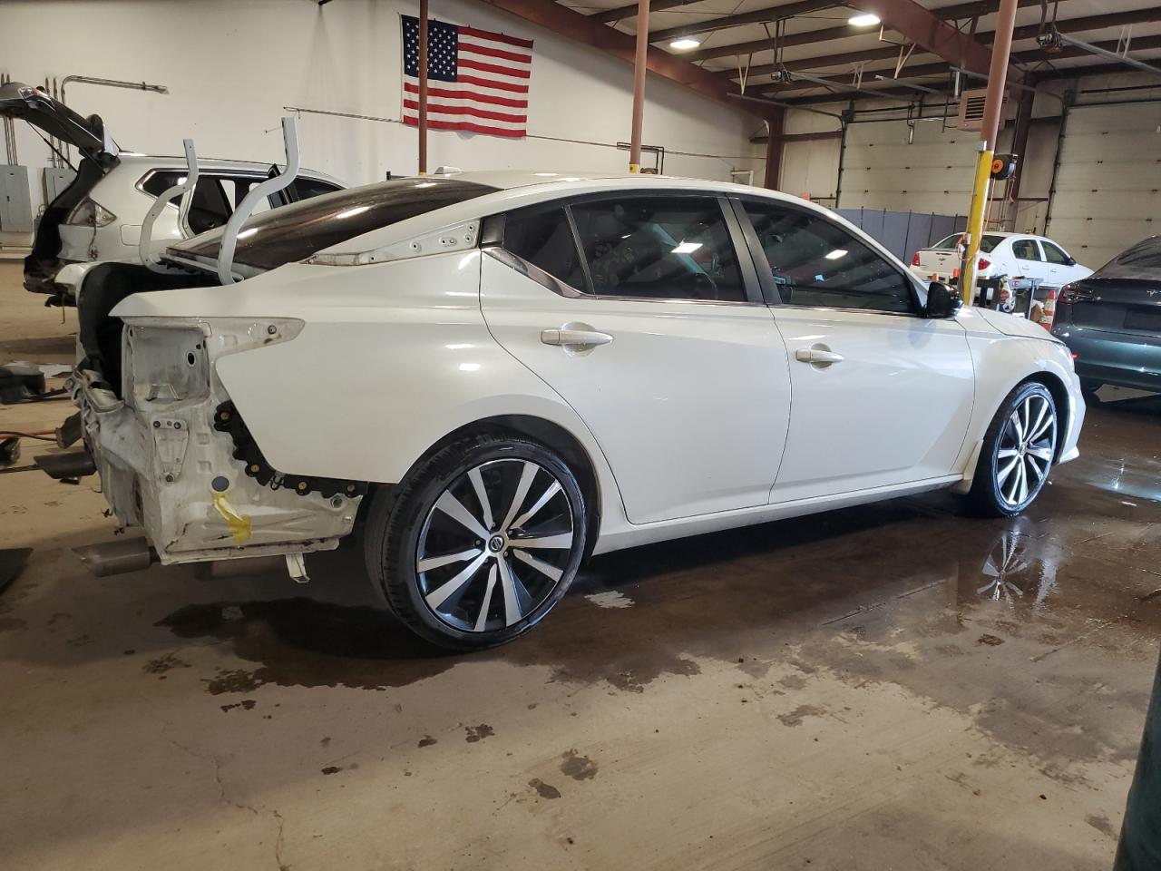 2020 Nissan Altima VIN 1N4BL4CV1LC151260 Copart auction photo, rear end / top/roof damage thumbnail 3