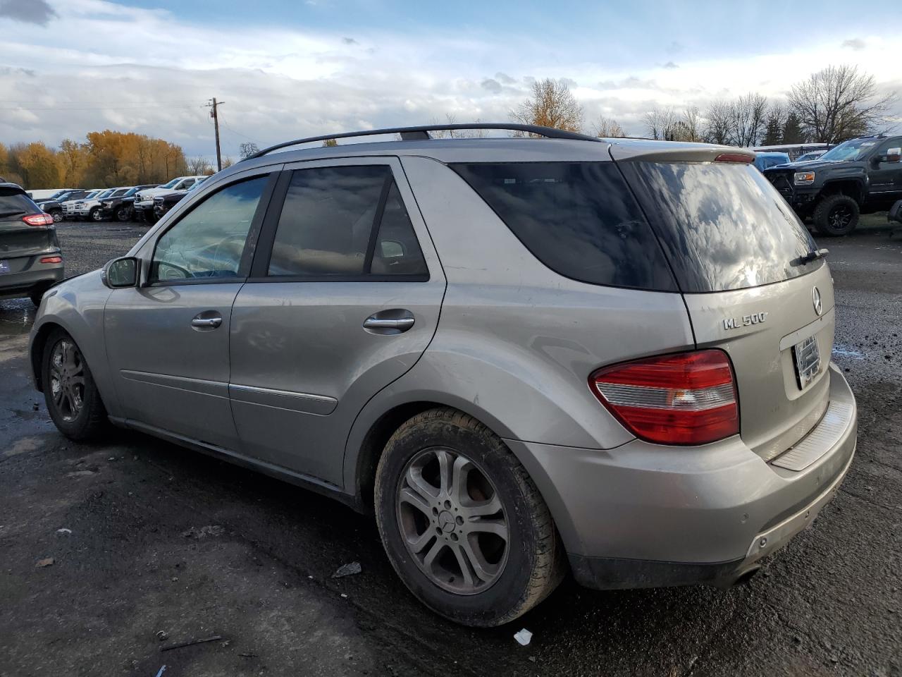 2006 Mercedes-Benz M-klasse VIN 4JGBB75E86A143308 Copart auction photo, all over damage thumbnail 2