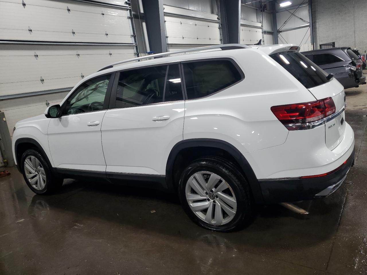 2021 Volkswagen Atlas VIN 1V2BR2CAXMC529988 Copart auction photo, side / rear end damage thumbnail 2