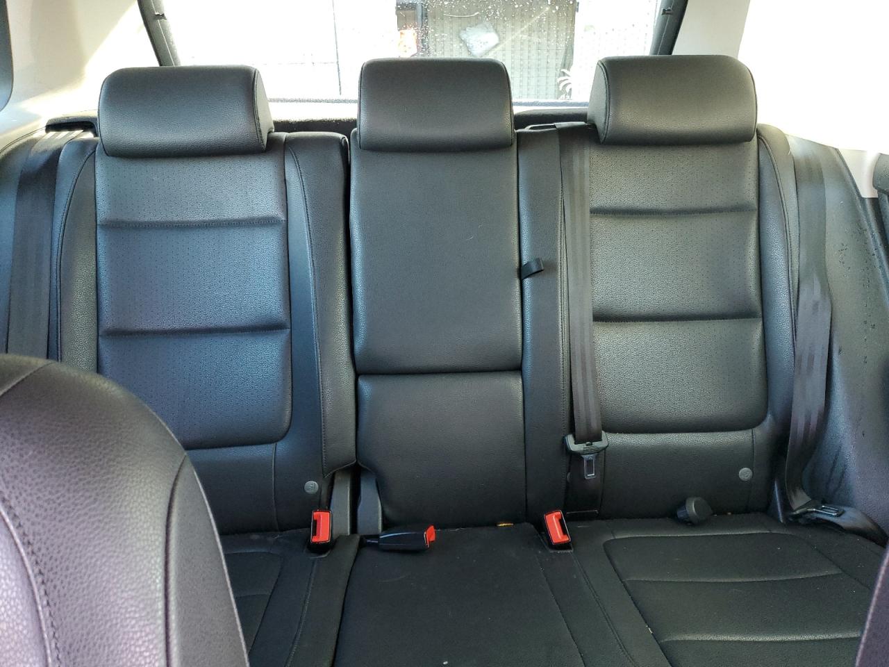 2010 Volkswagen Tiguan VIN WVGBV7AX5AW514144 Copart auction photo, side damage thumbnail 10
