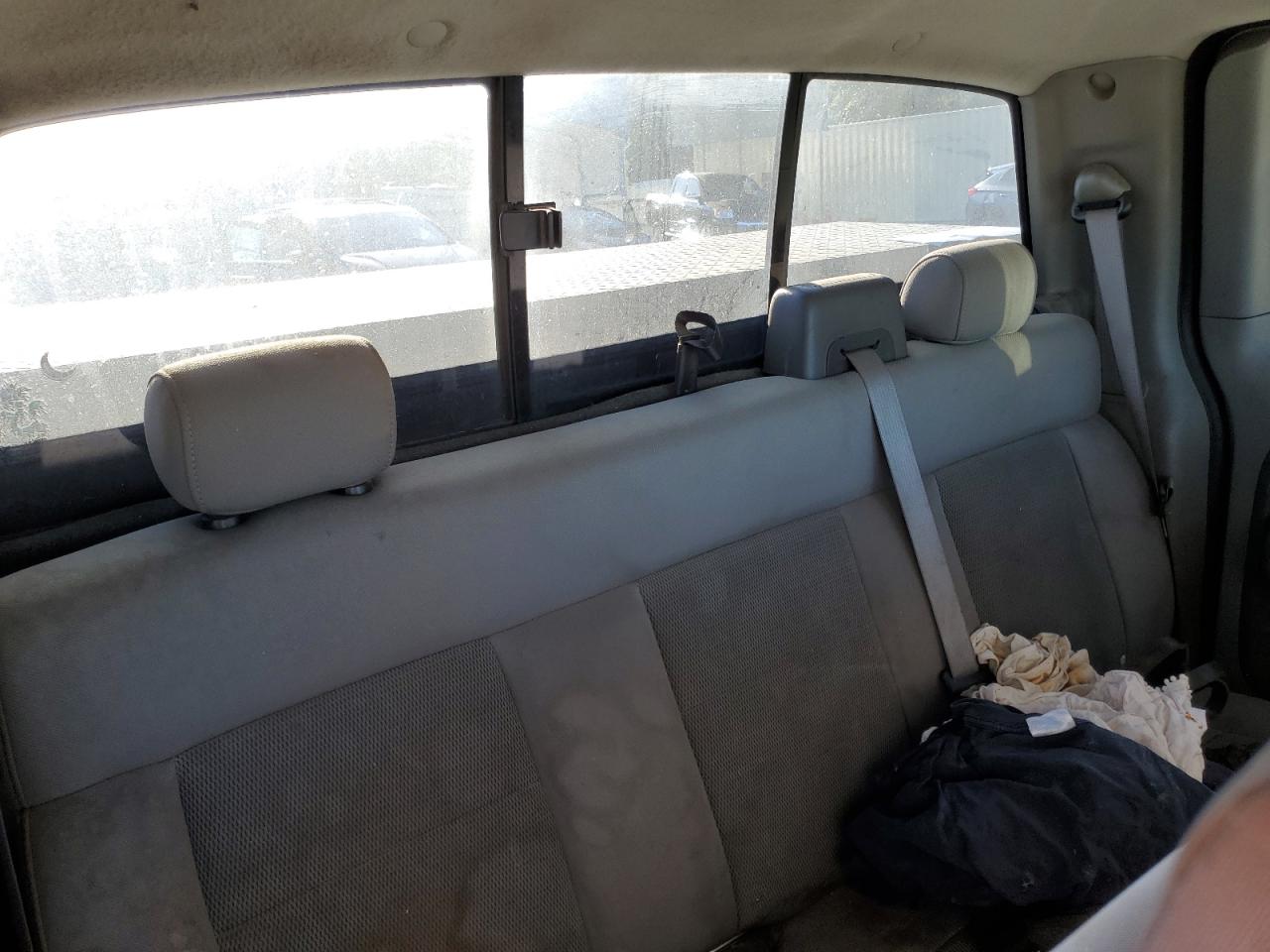 2004 Ford F-150 VIN 1FTRX12W44NC22849 Copart auction photo, front end / minor dent/scratches damage thumbnail 10
