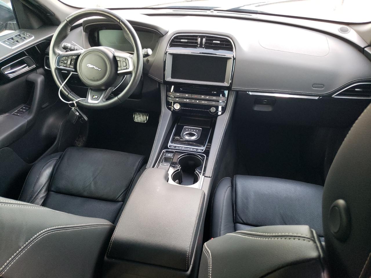2017 Jaguar F-Pace VIN SADCL2BV9HA075976 Copart auction photo, water/flood damage thumbnail 8