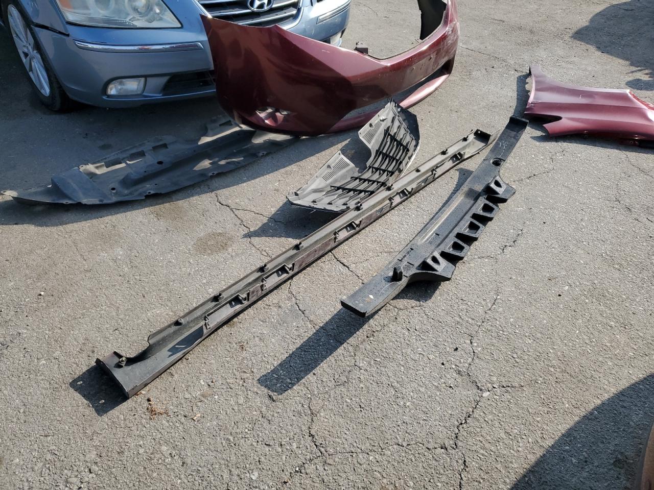 2012 Toyota Sienna VIN 5TDYK3DC0CS270558 Copart auction photo, front end damage thumbnail 13