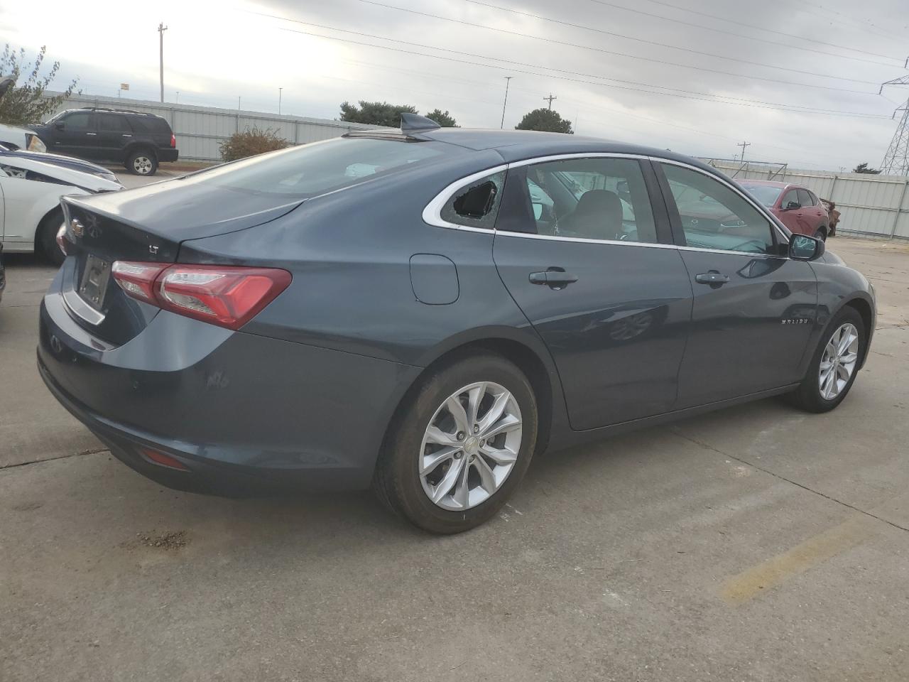 2019 Chevrolet Malibu VIN 1G1ZD5ST2KF192398 Copart auction photo, hail / all over damage thumbnail 3