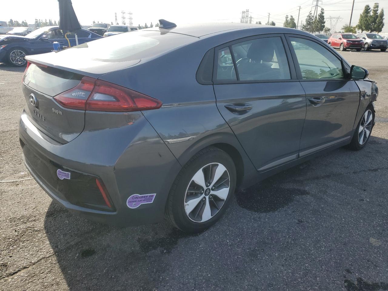 2019 Hyundai IONIQ VIN KMHC65LD3KU115884 Copart auction photo, front end damage thumbnail 3