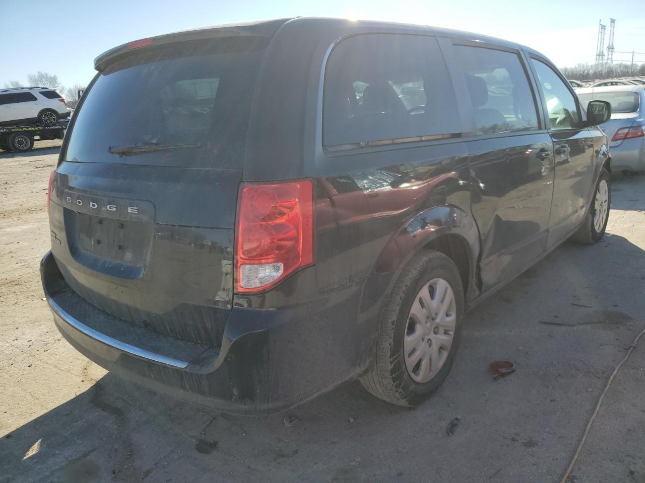 2018 Dodge Caravan VIN 2C4RDGBG4JR231408 Copart auction photo, side damage thumbnail 3