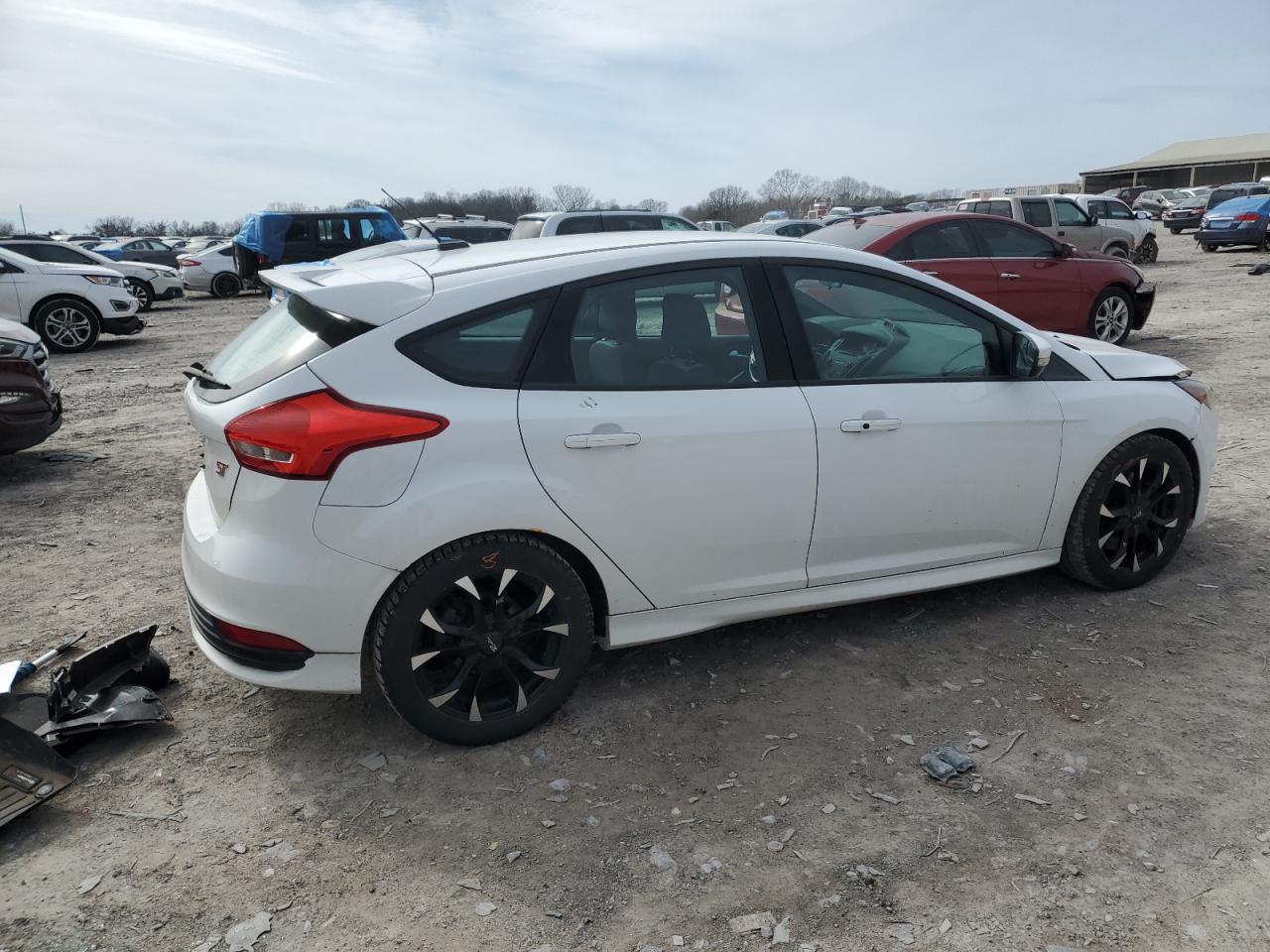 2017 Ford Focus VIN 1FADP3L98HL257478 Copart auction photo, front end damage thumbnail 3