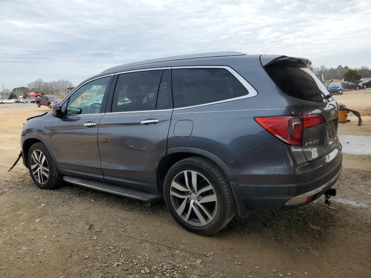 2016 Honda Pilot VIN 5FNYF5H9XGB043578 Copart auction photo, front end / side damage thumbnail 2
