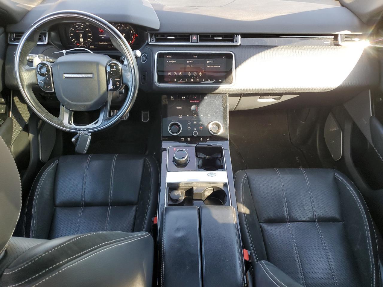 2018 Land Rover Range Rover VIN SALYL2RX5JA725572 Copart auction photo, rear end / minor dent/scratches damage thumbnail 8