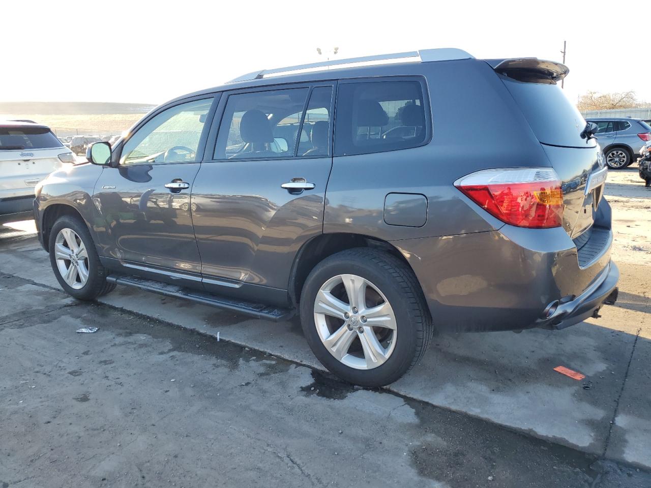 2010 Toyota Highlander VIN JTEDK3EHXA2163266 Copart auction photo, front end damage thumbnail 2