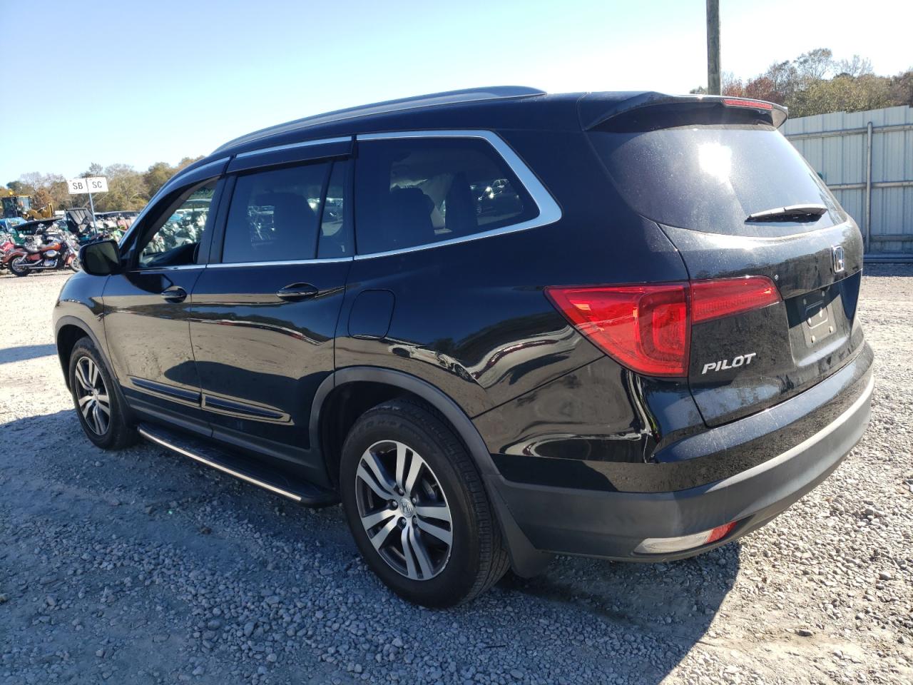 2017 Honda Pilot VIN 5FNYF5H53HB023865 Copart auction photo, side damage thumbnail 2