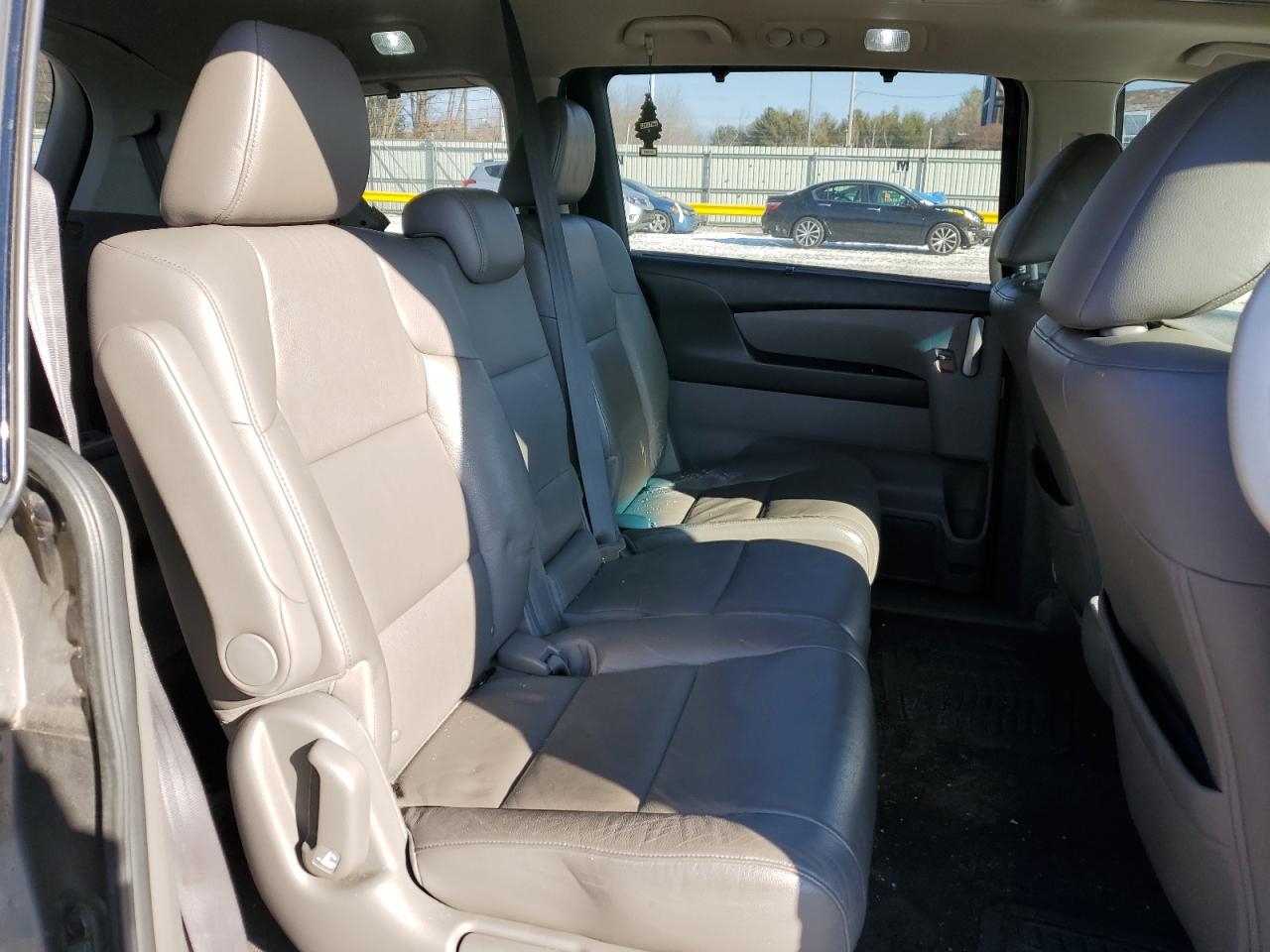 2012 Honda Odyssey VIN 5FNRL5H94CB001656 Copart auction photo, rear end damage thumbnail 11