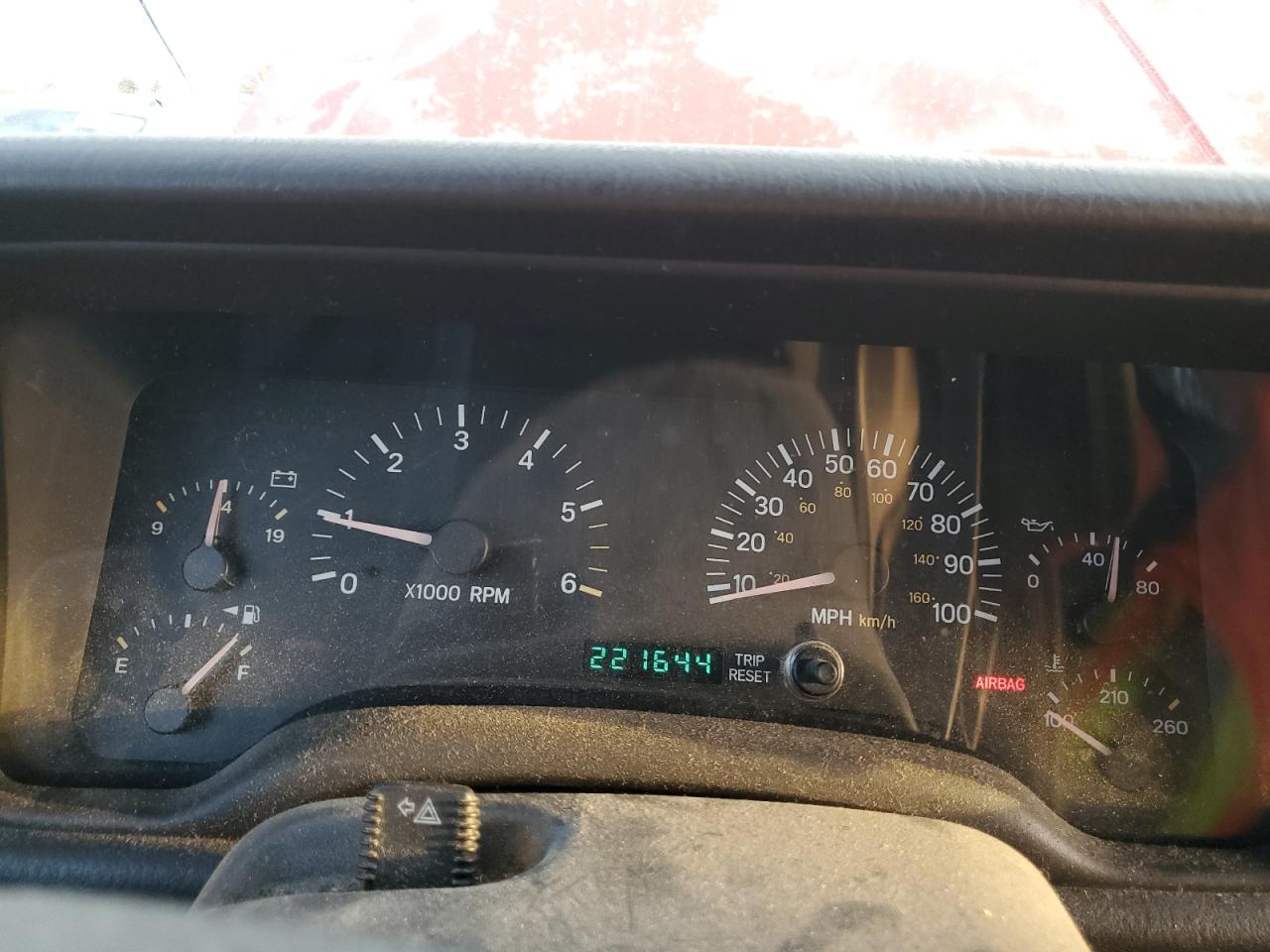 1998 Jeep Grand Cherokee VIN 1J4FJ68S9WL129131 Copart auction photo, all over damage thumbnail 9