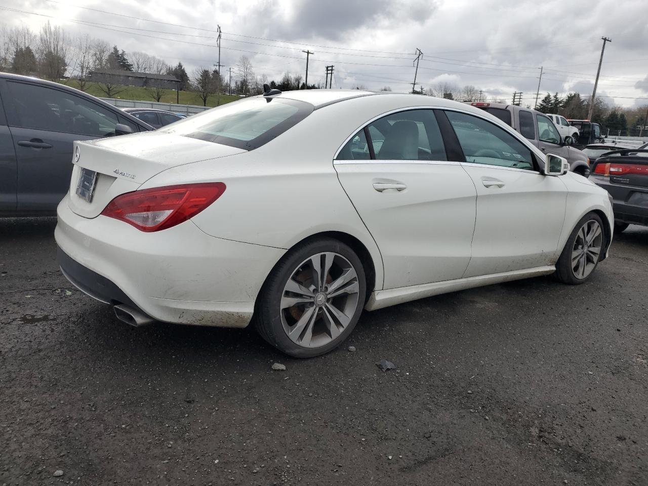 2015 Mercedes-Benz CLA-klasse VIN WDDSJ4GB1FN218065 Copart auction photo, vandalism / mechanical damage thumbnail 3