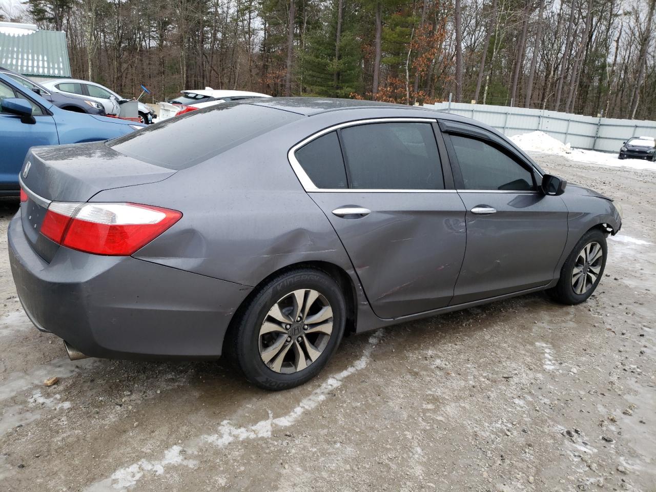 2013 Honda Accord VIN 1HGCR2F32DA134302 Copart auction photo, side / front end damage thumbnail 3