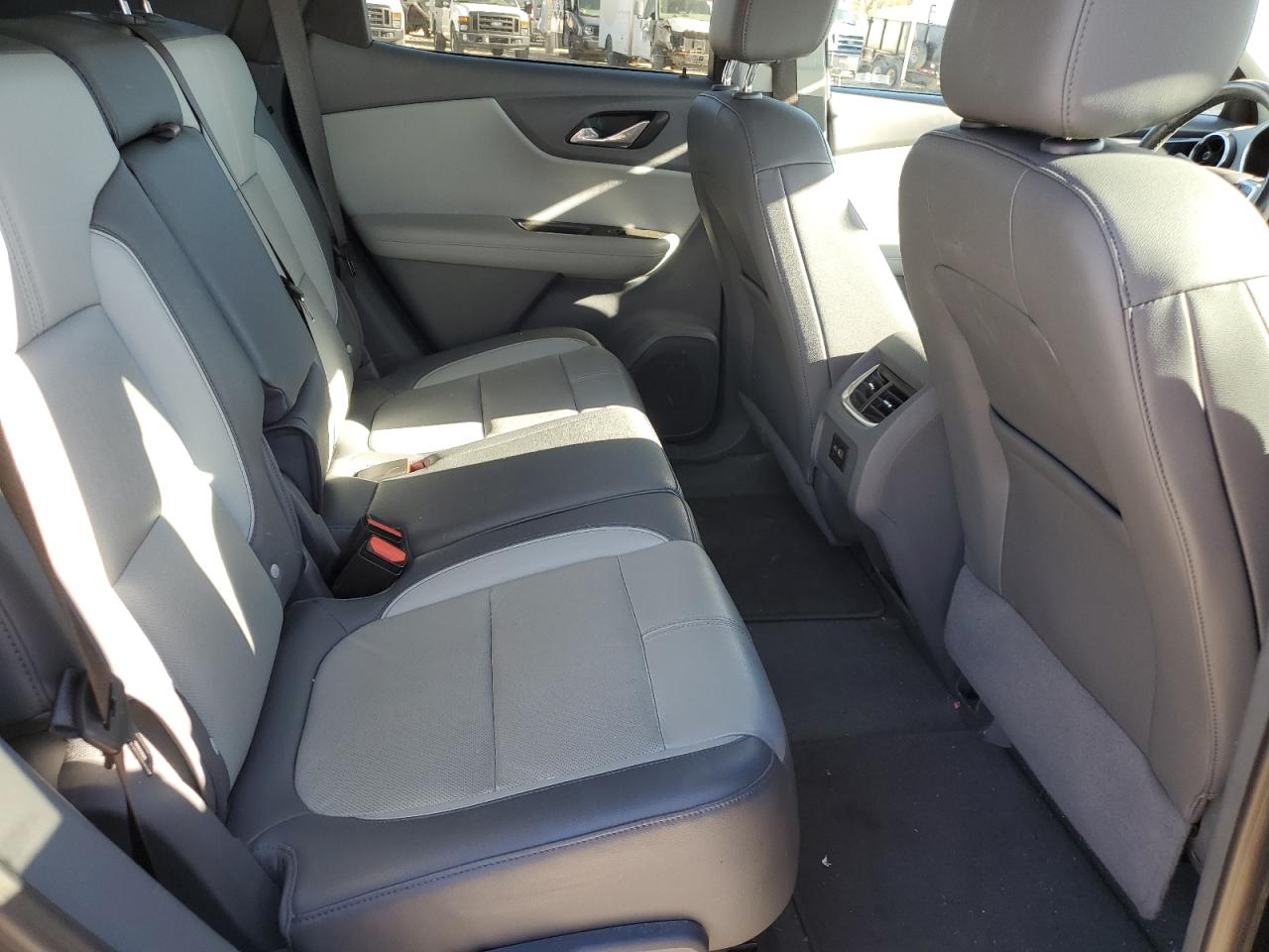 2020 Chevrolet Blazer VIN 3GNKBJRS7LS725712 Copart auction photo, front end / minor dent/scratches damage thumbnail 11