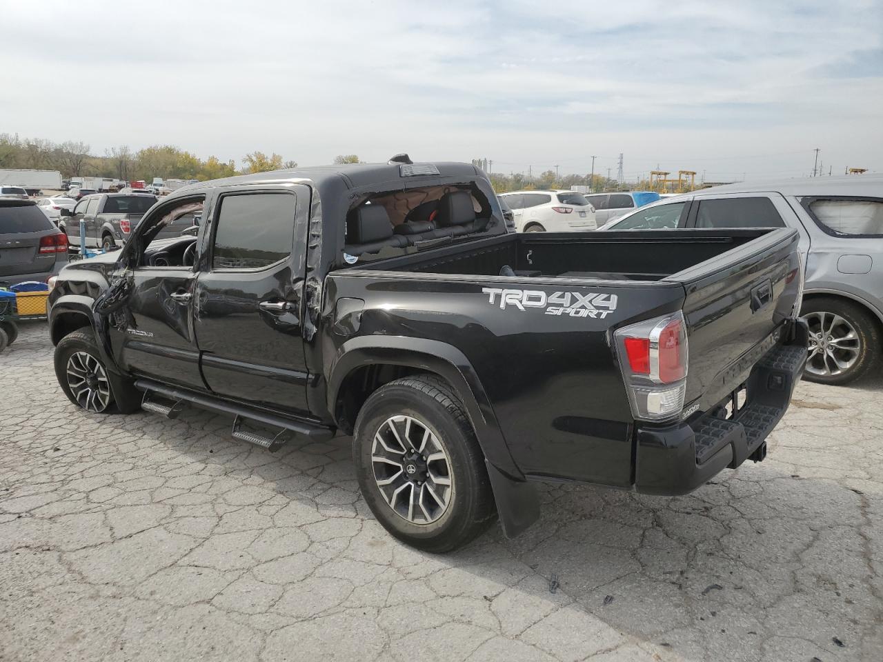 2020 Toyota Tacoma VIN 3TMCZ5AN0LM364012 Copart auction photo, all over damage thumbnail 2