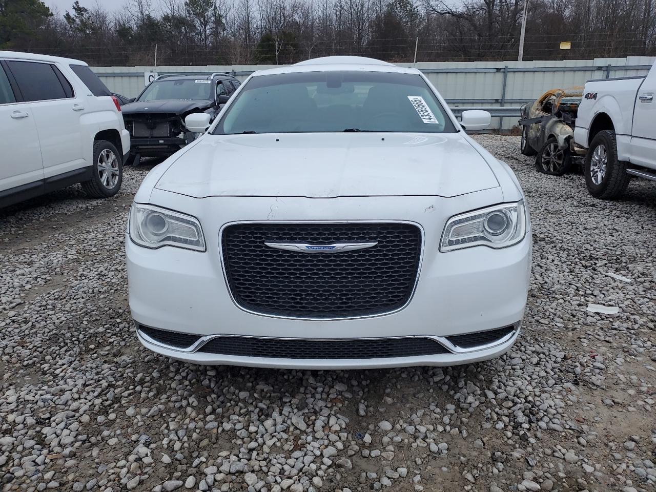 2015 Chrysler 300 VIN 2C3CCAAG2FH828923 Copart auction photo, rear end / mechanical damage thumbnail 5