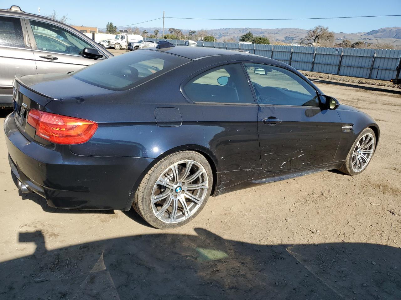 2011 BMW M3 VIN WBSKG9C56BE367810 Copart auction photo, minor dent/scratches damage thumbnail 3