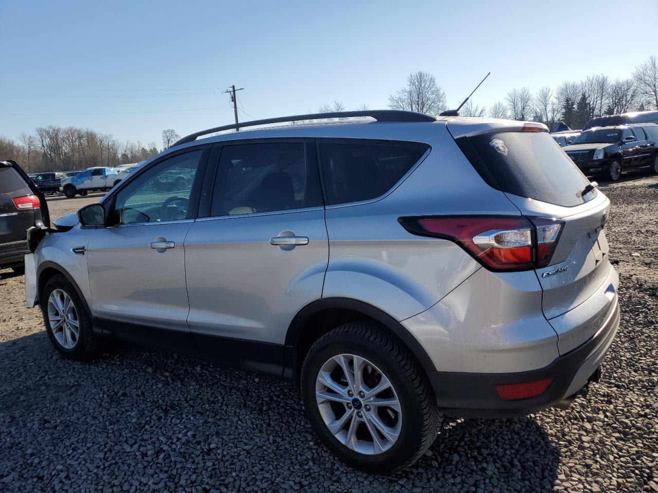 2017 Ford Escape VIN 1FMCU9G97HUB16208 Copart auction photo, front end damage thumbnail 2