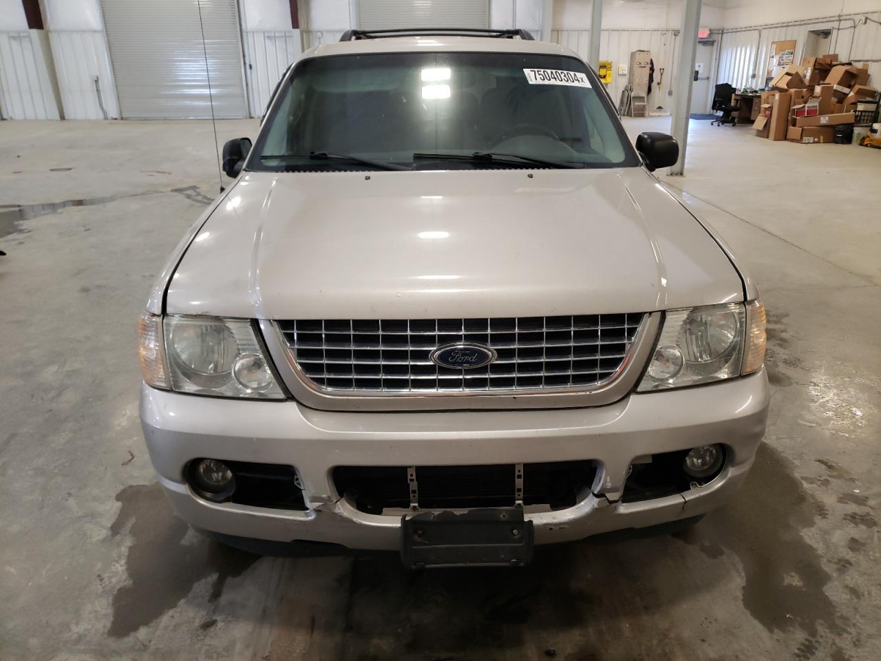2004 Ford Explorer VIN 1FMZU73K54ZA50777 Copart auction photo, hail / all over damage thumbnail 5
