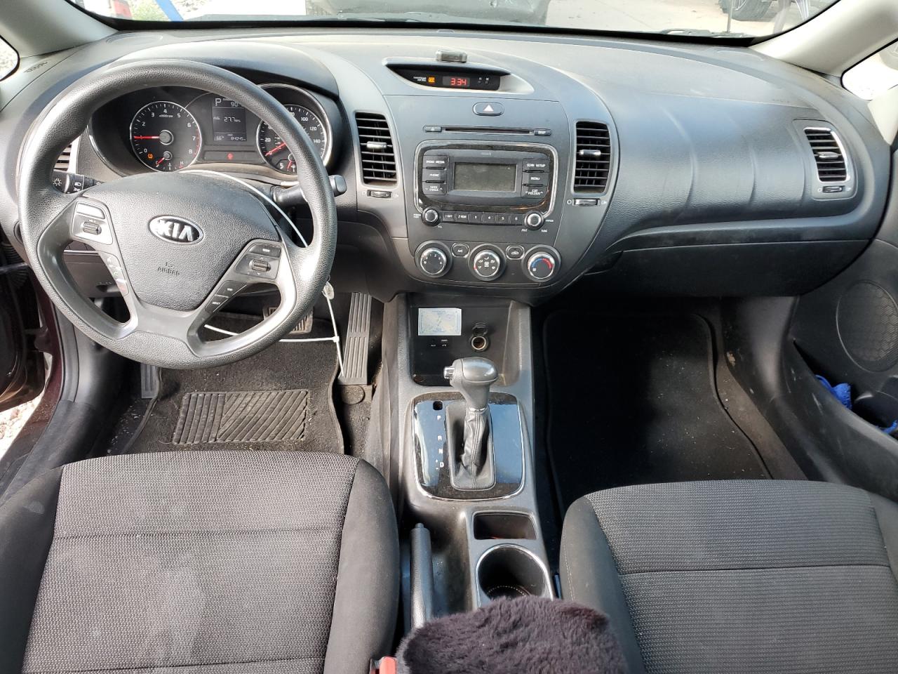 2017 KIA Forte VIN 3KPFK4A79HE125203 Copart auction photo, rear end / side damage thumbnail 8