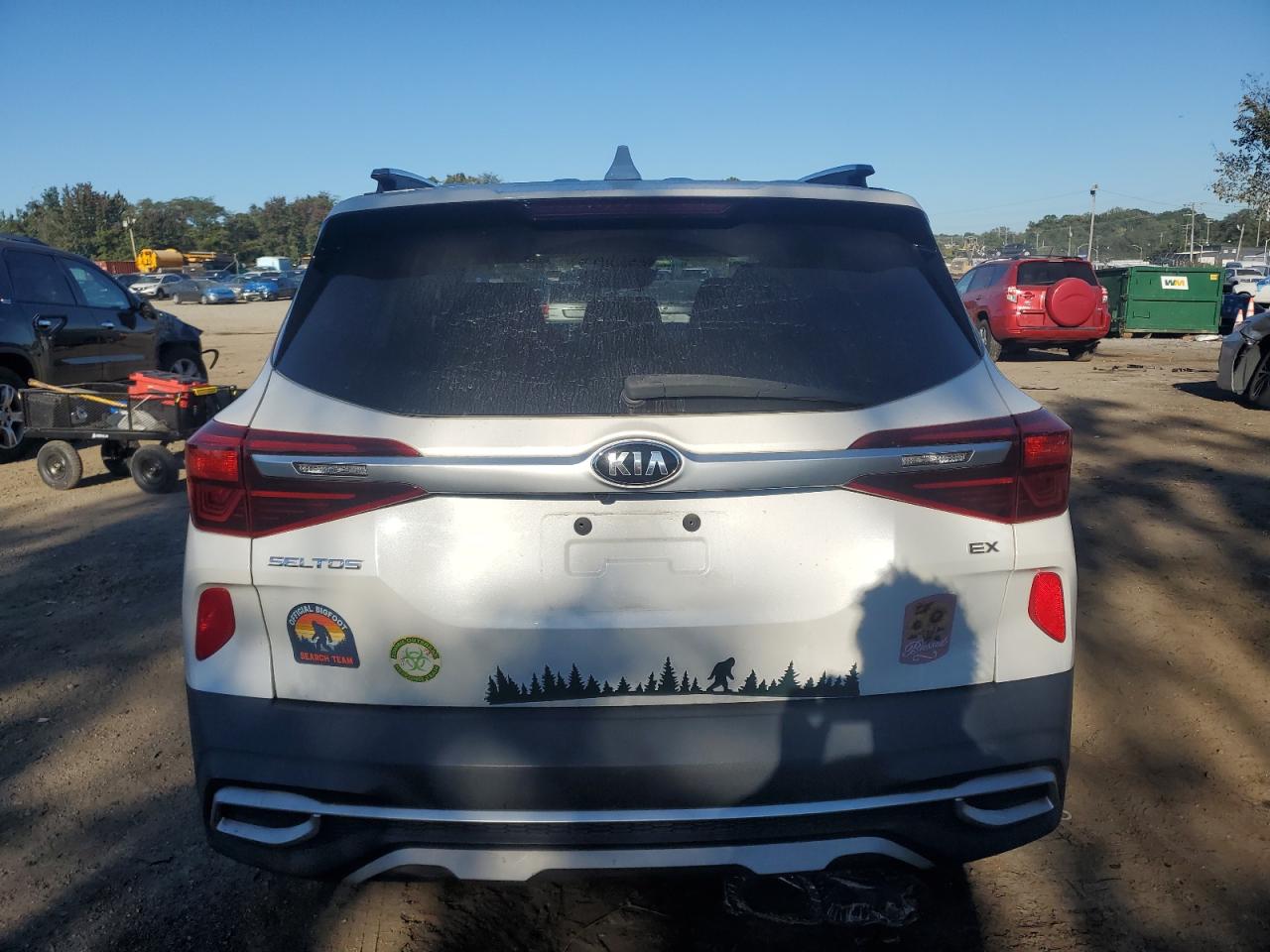 2021 KIA Seltos VIN KNDERCAA2M7065790 Copart auction photo, front end / side damage thumbnail 6