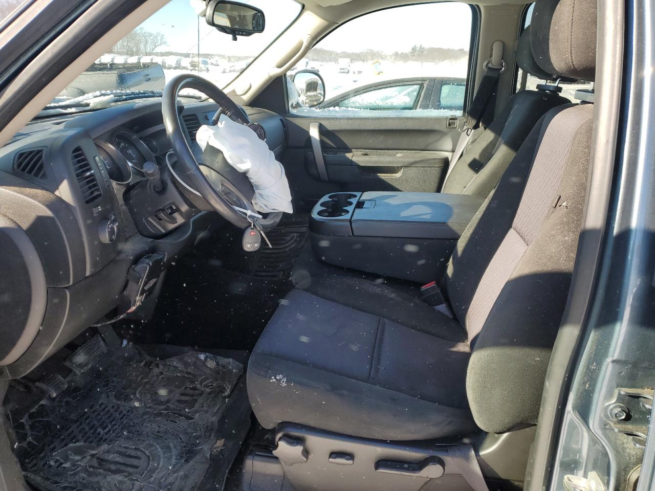 2011 Chevrolet Silverado VIN 3GCPKSE30BG202925 Copart auction photo, front end / minor dent/scratches damage thumbnail 7