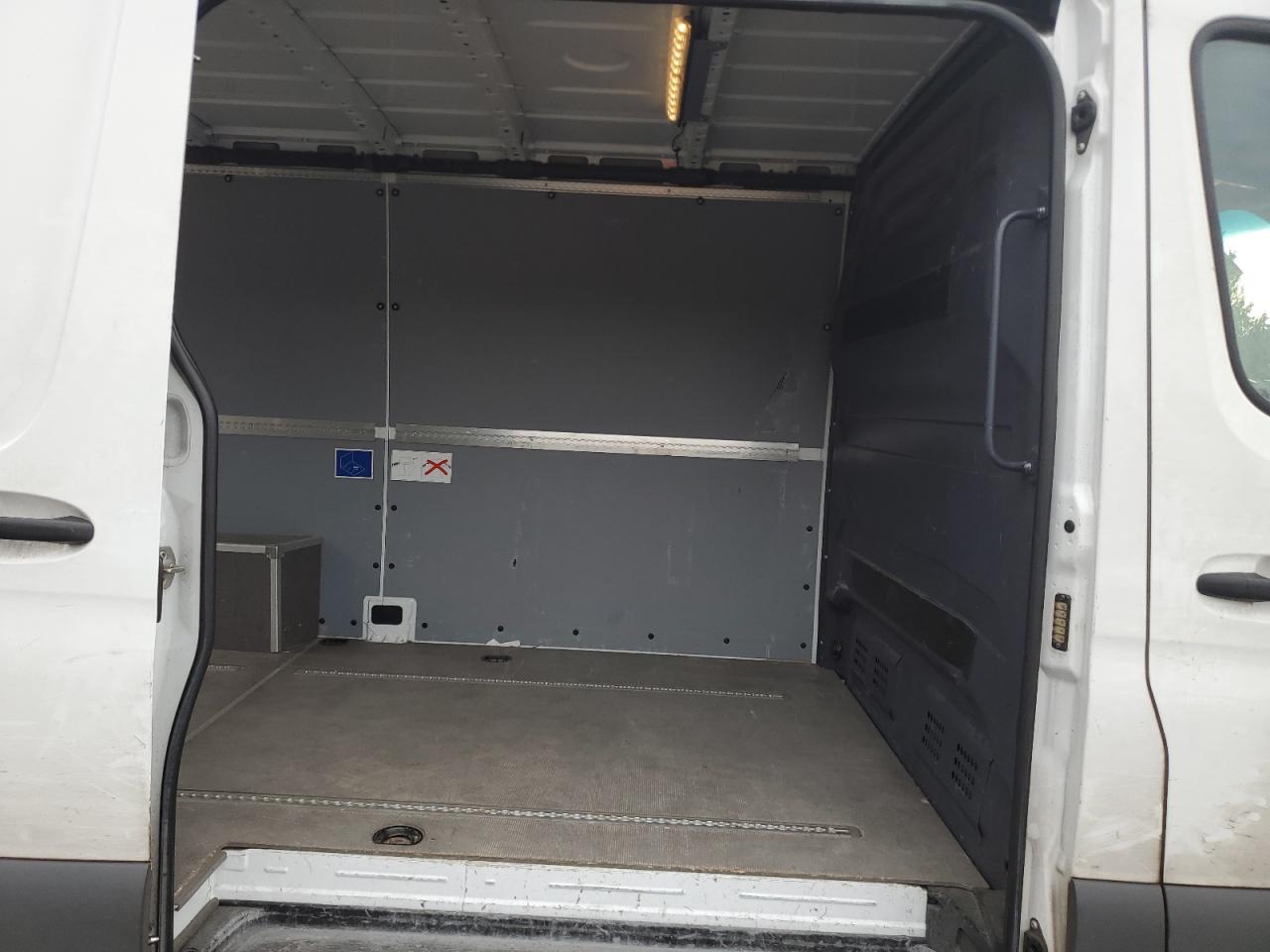 2019 Mercedes-Benz Sprinter VIN WD3PF0CDXKP025200 Copart auction photo, front end / rear end damage thumbnail 12