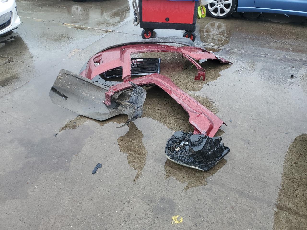 2011 GMC Terrain VIN 2CTFLSE58B6384139 Copart auction photo, front end / side damage thumbnail 13