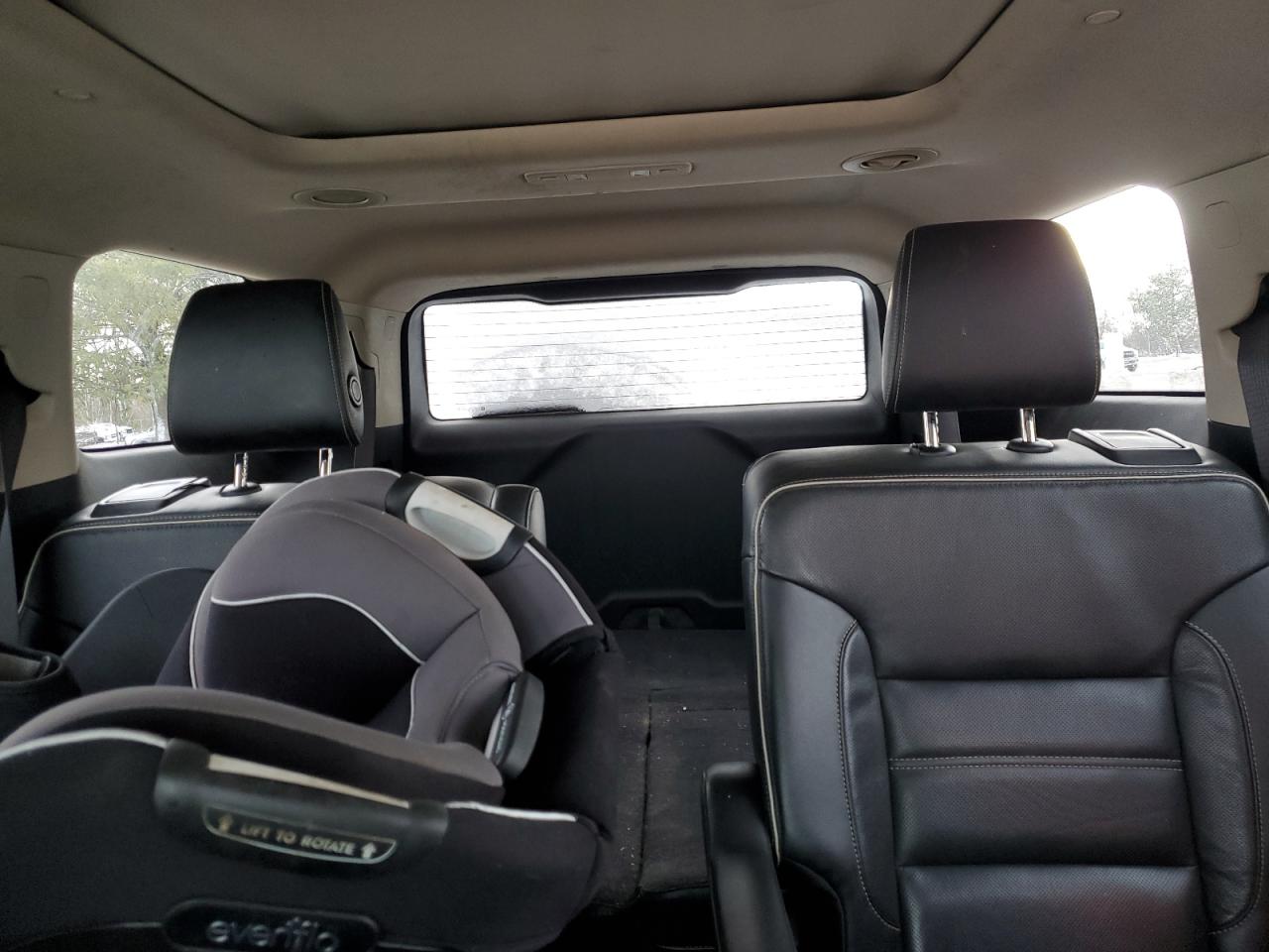 2017 GMC Acadia VIN 1GKKNPLS0HZ201828 Copart auction photo, front end / side damage thumbnail 10