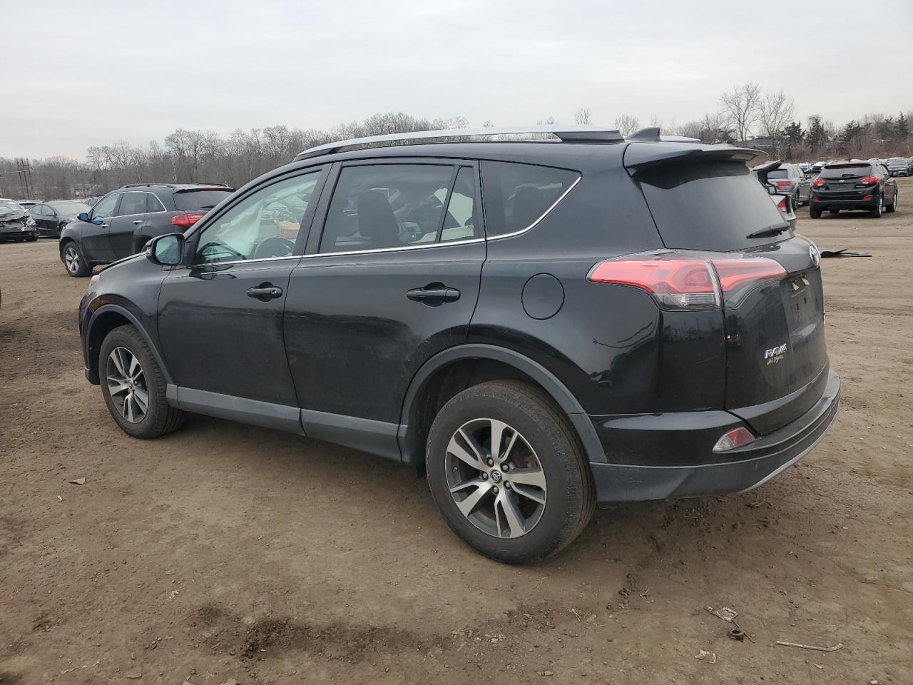 2018 Toyota RAV 4 VIN 2T3RFREV0JW829291 Copart auction photo, front end damage thumbnail 2