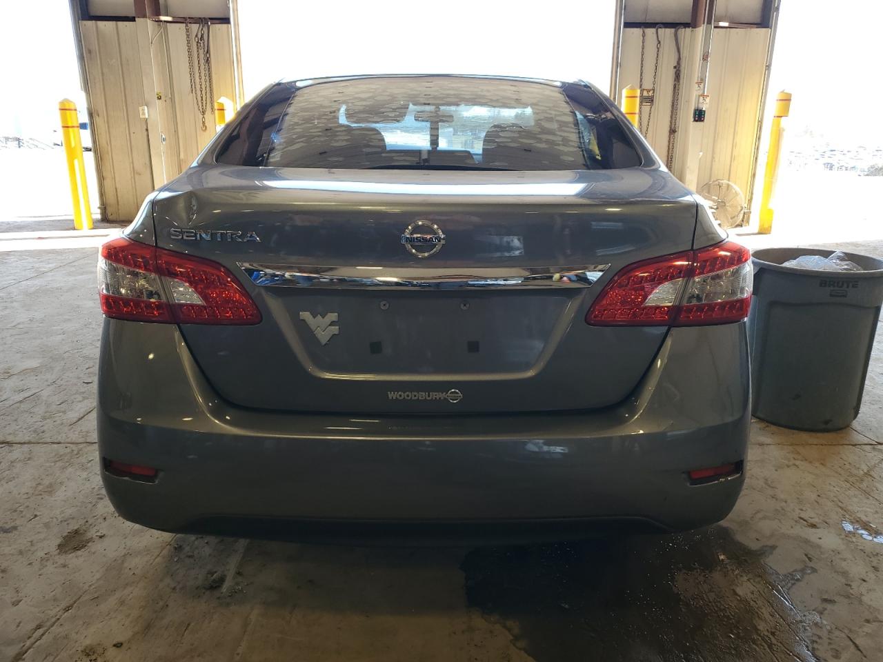 2015 Nissan Sentra VIN 3N1AB7AP5FY325733 Copart auction photo, front end / mechanical damage thumbnail 6