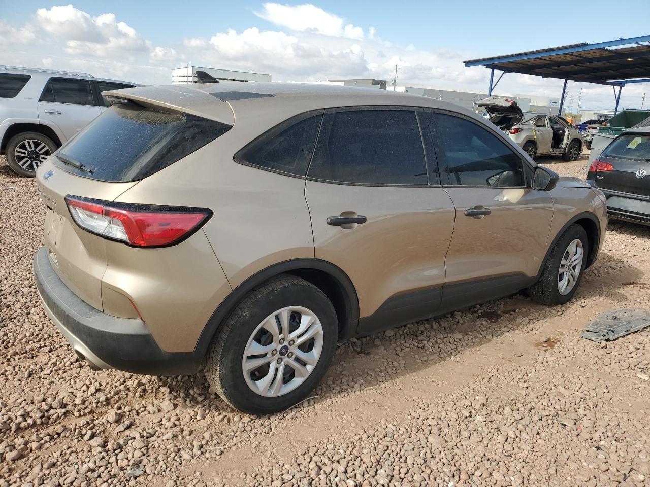 2021 Ford Escape VIN 1FMCU0F68MUA49292 Copart auction photo, minor dent/scratches damage thumbnail 3