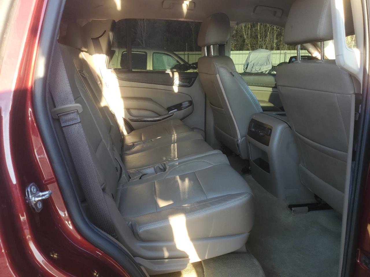 2018 GMC Yukon VIN 1GKS1AKC5JR126701 Copart auction photo, front end damage thumbnail 11