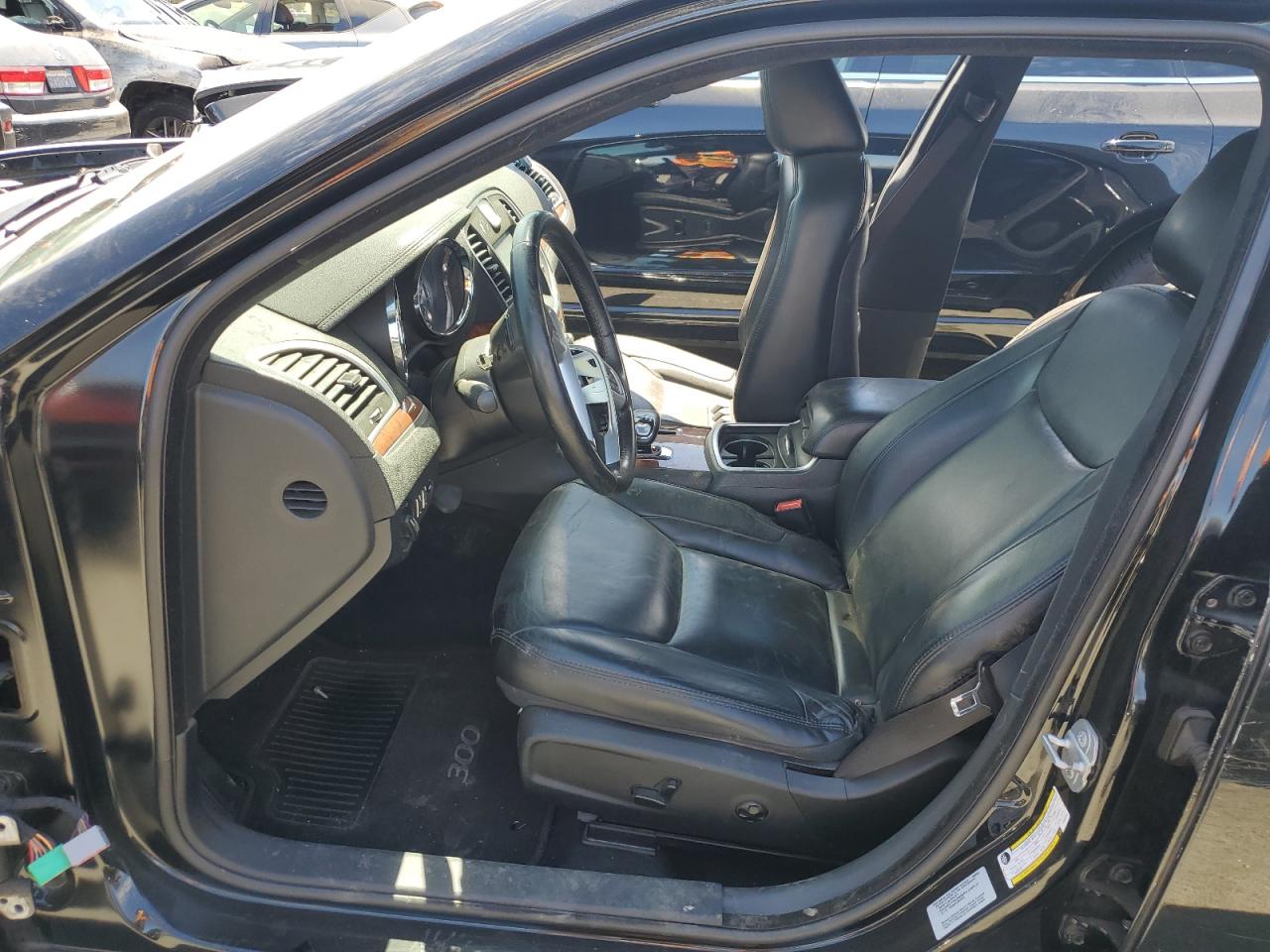 2014 Chrysler 300 VIN 2C3CCAAG2EH345849 Copart auction photo, vandalism damage thumbnail 7