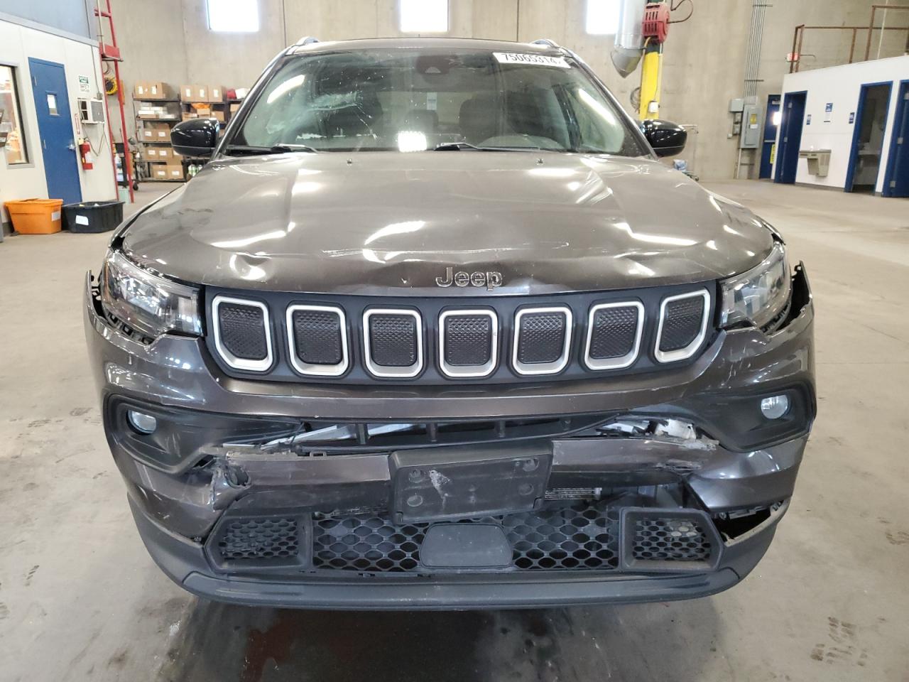 2022 Jeep Compass VIN 3C4NJDBB4NT120757 Copart auction photo, front end / hail damage thumbnail 5
