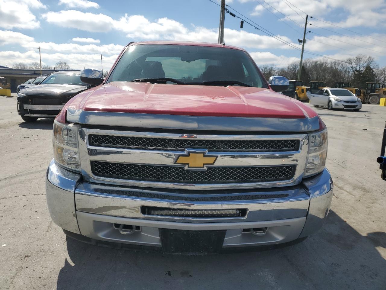 2013 Chevrolet Silverado VIN 1GCRKSE70DZ195022 Copart auction photo, undercarriage / side damage thumbnail 5